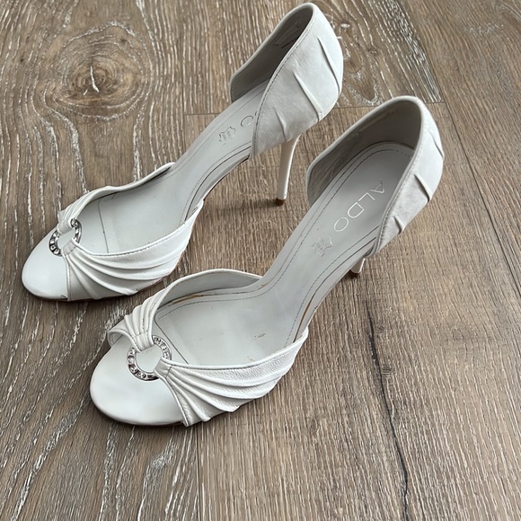 White leather healed Aldo sandals size 10 (40) - Picture 4 of 5